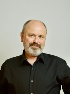 Autor von „Gedankentaxi“ ist Johannes Faupel, systemischer Therapeut und Berater IGST, SG